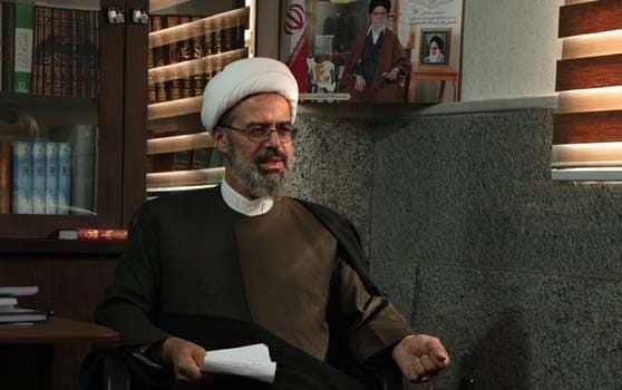 جوانان و نوجوانان مخاطبان اصلی حوزه هنری هستند