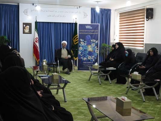 دیدار بانوان هنرمند با حجت الاسلام رضا نوری؛ نماینده ولی فقیه در خراسان شمالی