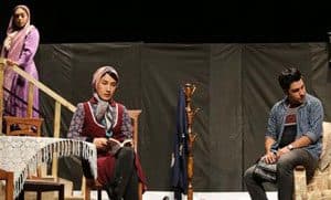 نمایش «پیچ تند» اجرا شد/17