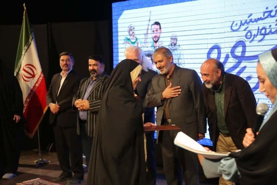 آیین اختتام و معرفی نفرات برتر نخستین «جشنواره استانی نقالان سوره»