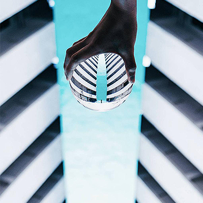 مجموعه ای از  آثار عکاسی و فتومونتاژ دماس راسلی