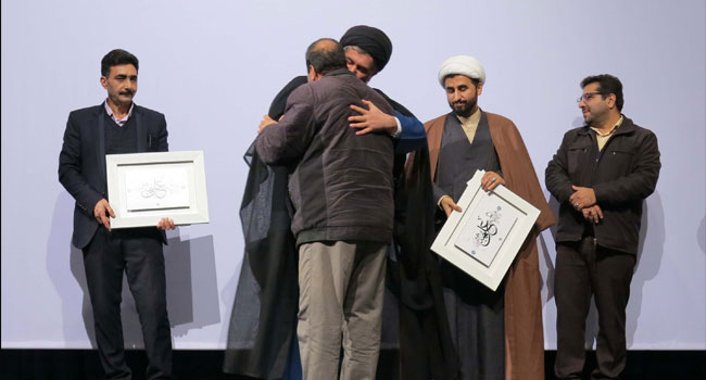تجلیل از 2 آزاده جوان استان