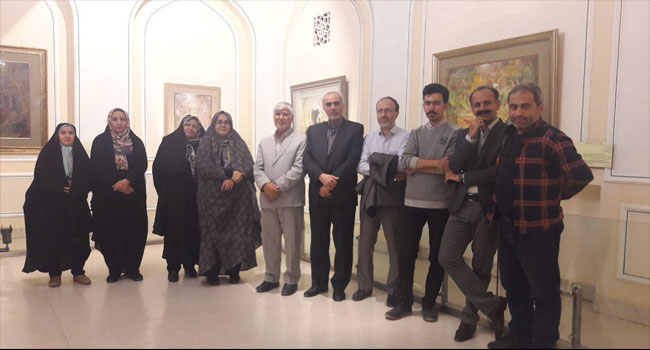 بازدید خوشنویسان استان از موزه آستان قدس رضوی