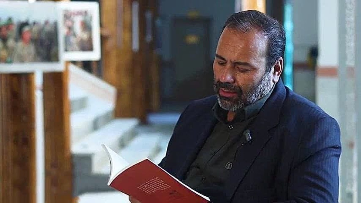 معرفی کتاب «سافر »