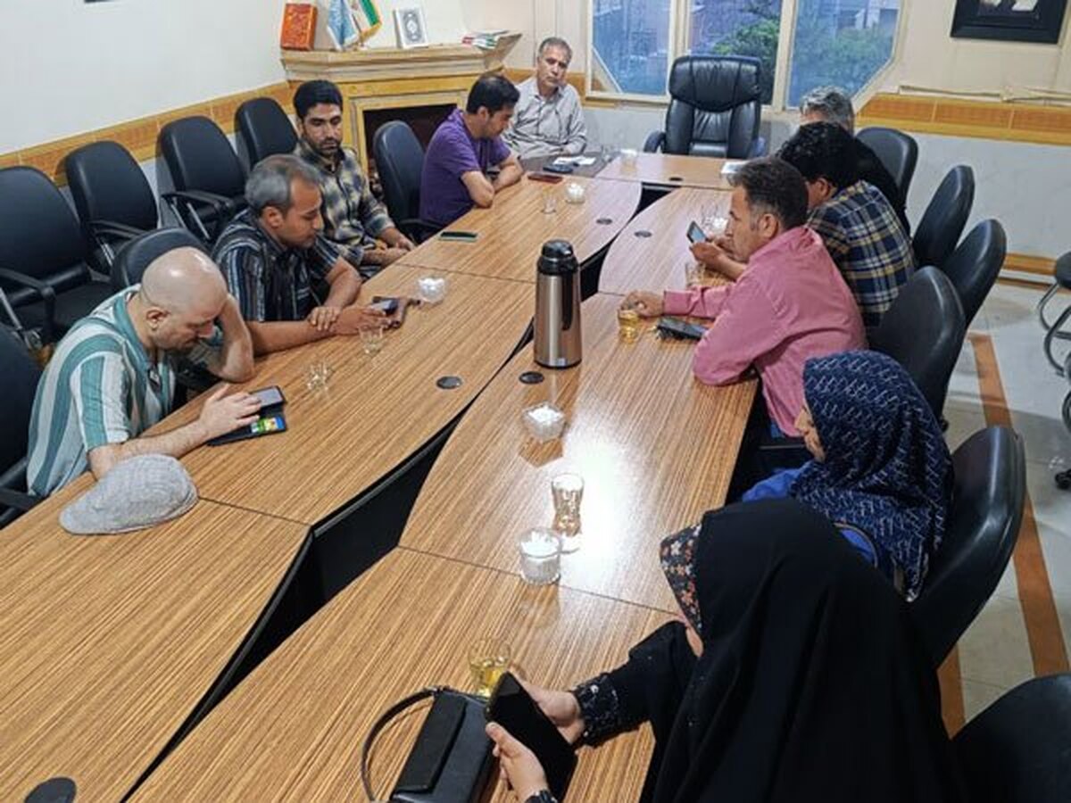 «هفته و هفت انجمن شعر»؛ همنشینی نوقلمان با کلمه، نقد و نیایش